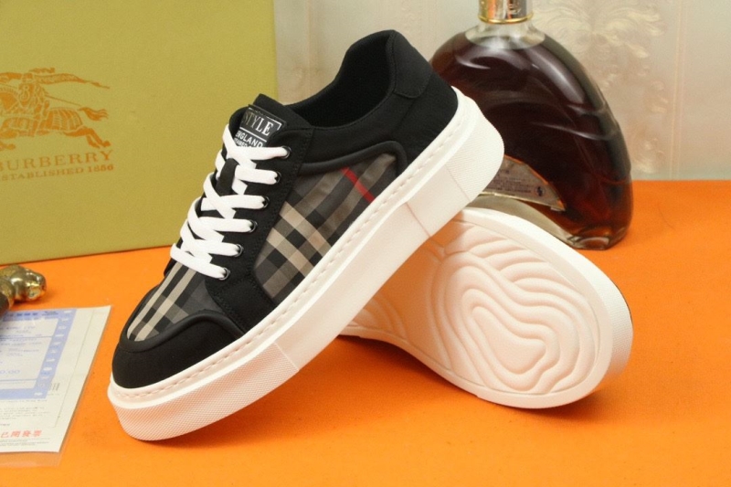 Burberry Sneakers